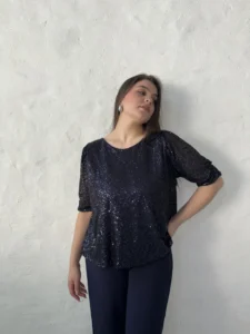 Blusa dasi - Cómoda