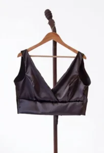 Top alma liso de saten - Cómoda (foto 9)