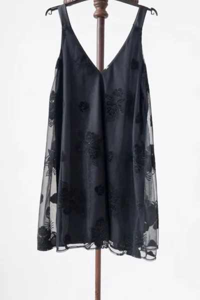 VESTIDO CORTO ELSA CON FLORES